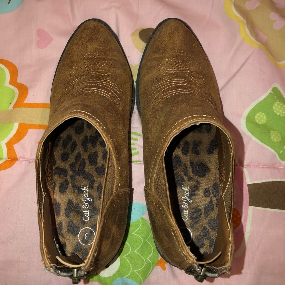 Girls ankle boots